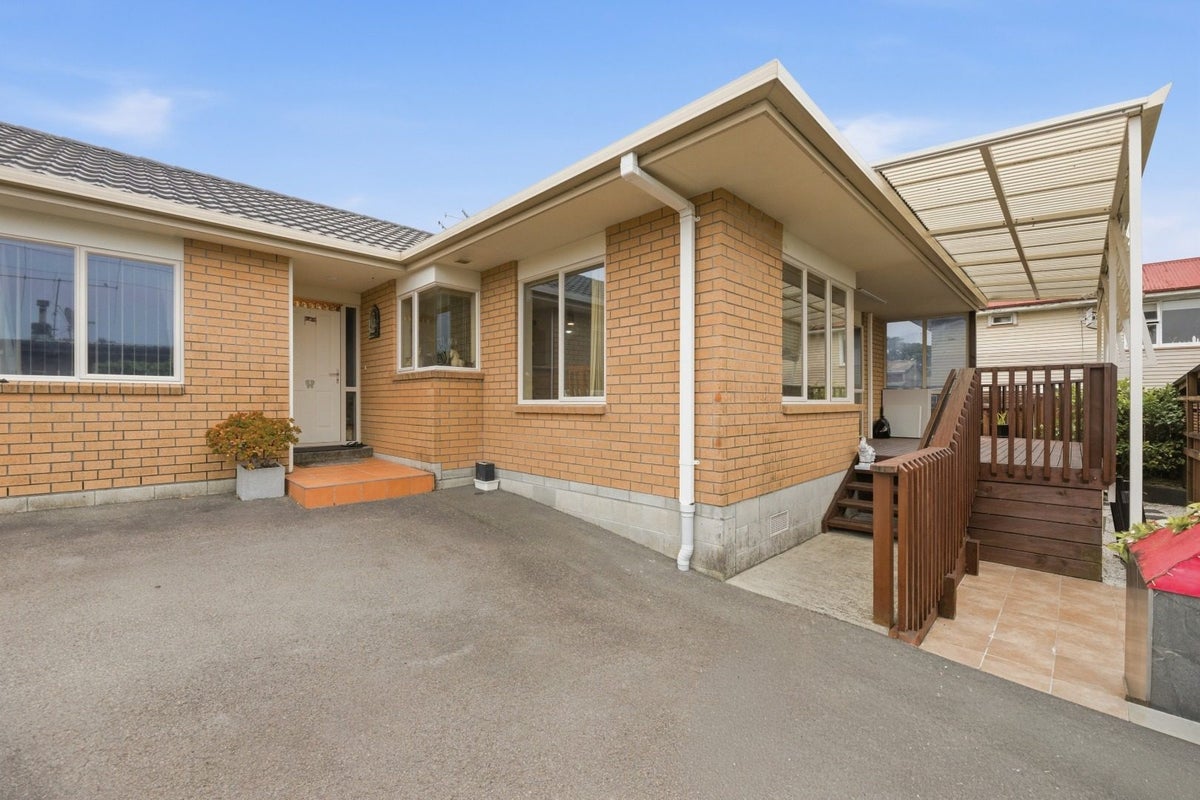 30B Pooles Road, Greerton, Tauranga - Carousel 2