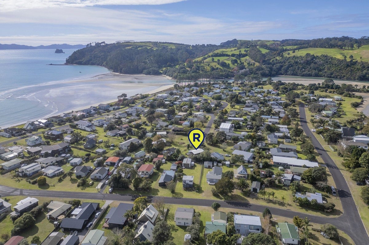 12 Hardy Place, Cooks Beach, Thames-Coromandel, Waikato - Carousel 22