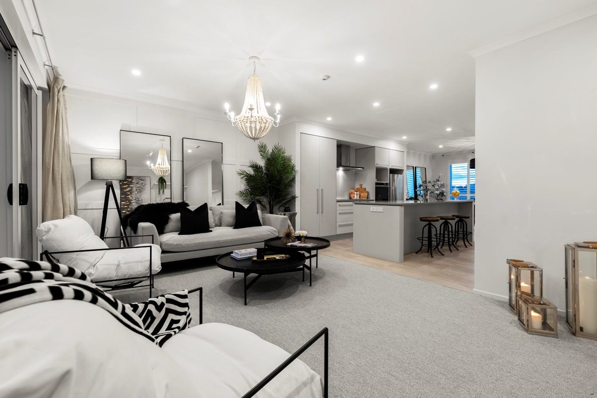 62B Tihi Street, Stonefields, Auckland - Carousel 1