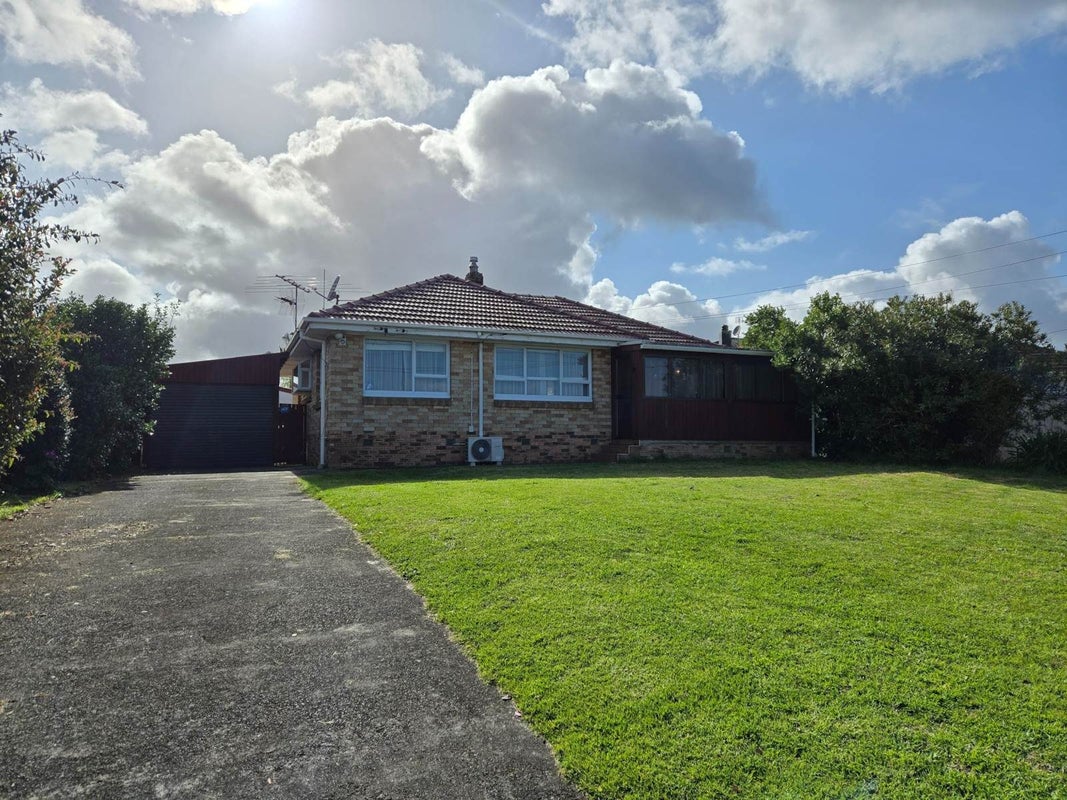 14 Grantham Road, Papatoetoe, Auckland - Carousel 1