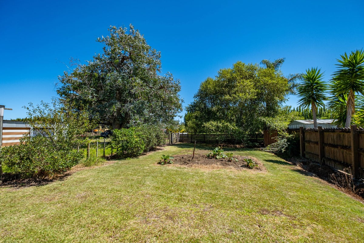 7045 State Highway 1, Kaitaia, Kaitaia - Carousel 50