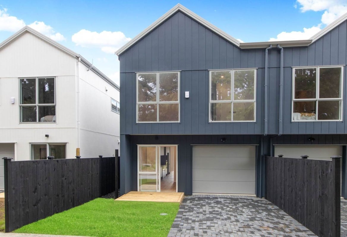 23 Yellow Pear Lane, Karaka, Papakura - Carousel 2