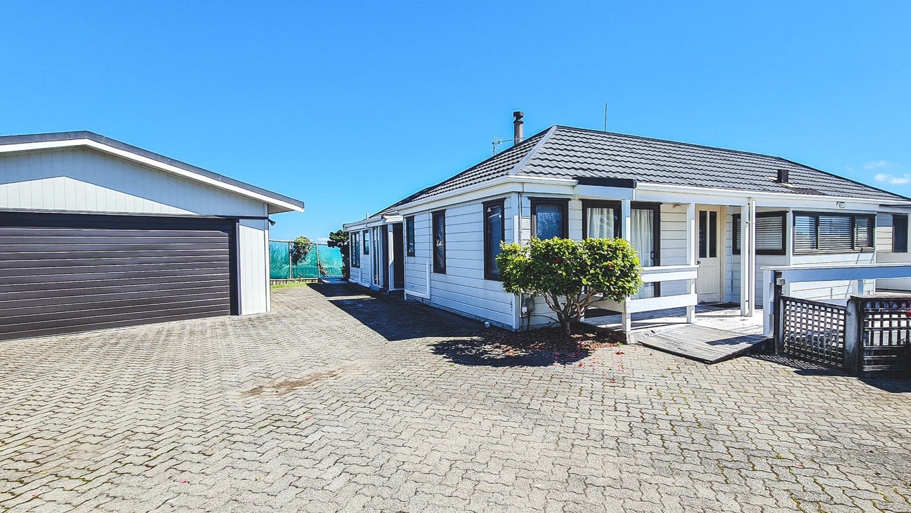 231 Rosetta Road, Raumati Beach, Paraparaumu - Carousel 2