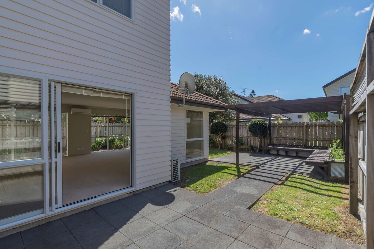 10 Sires Parkway, Takanini, Auckland - Carousel 19