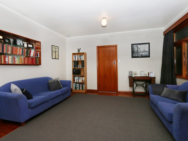 72 Keeling Street, West End, Palmerston North - Carousel 2