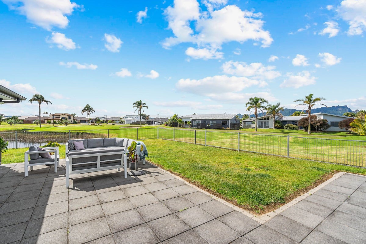 41 Key West Drive, One Tree Point - Carousel 33