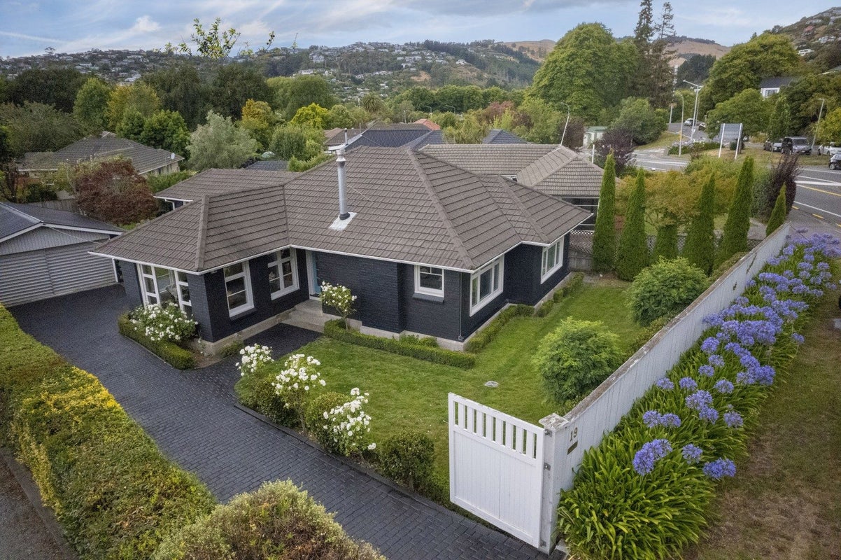 19 Centaurus Road, Cashmere, Christchurch - Carousel 1