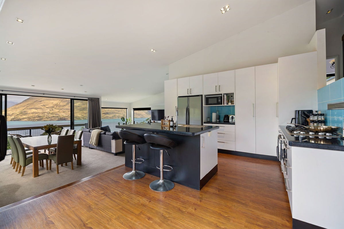 40 Dart Place, Fernhill, Queenstown - Carousel 2