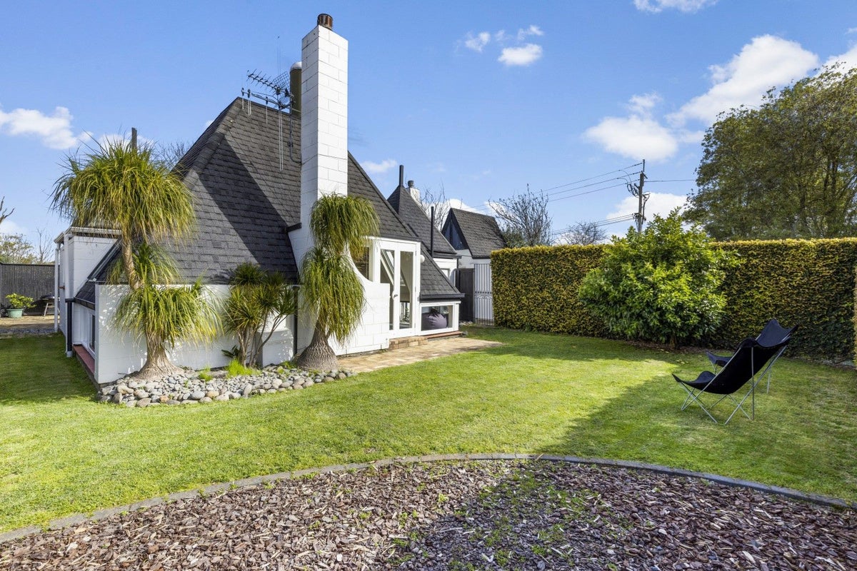 2 Marnane Terrace, St Andrews, Hamilton - Carousel 2