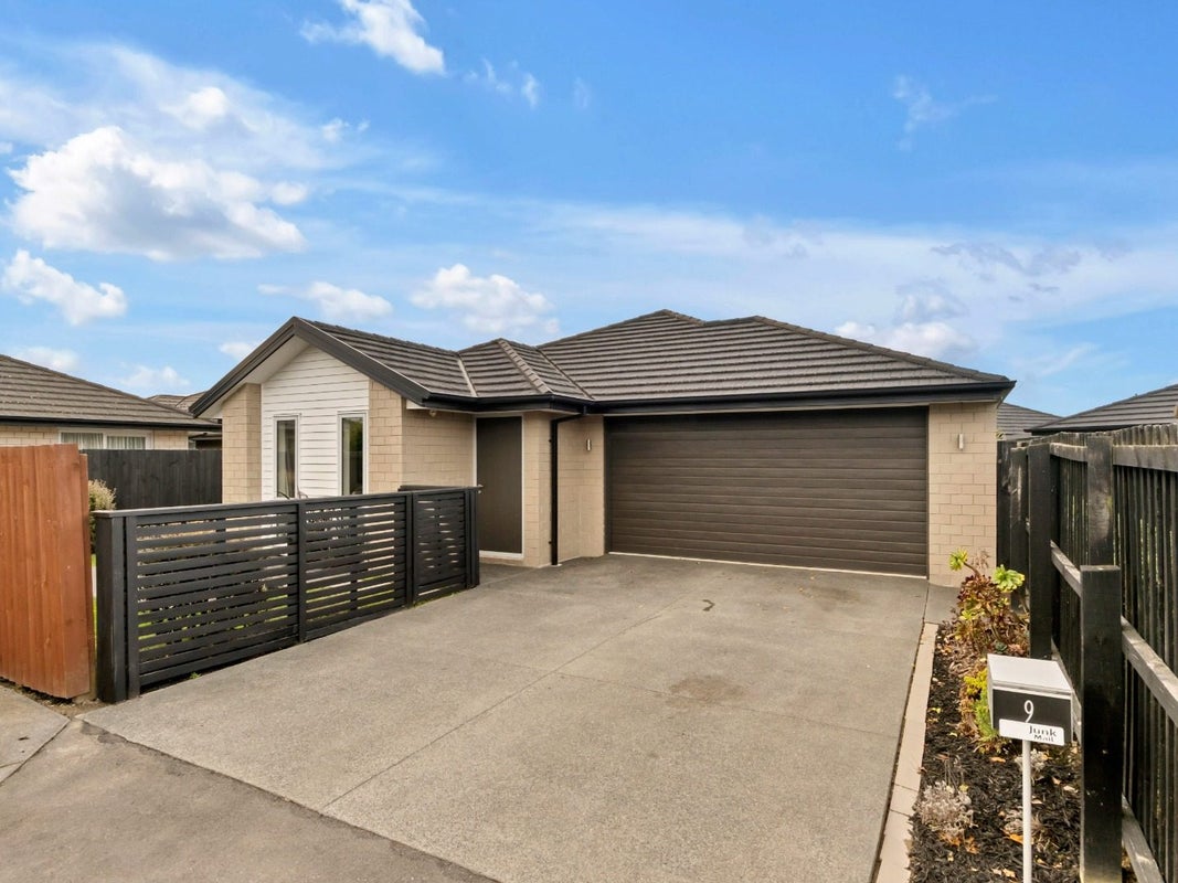 9 Ronaldson Lane, Wigram, Christchurch - Carousel 1