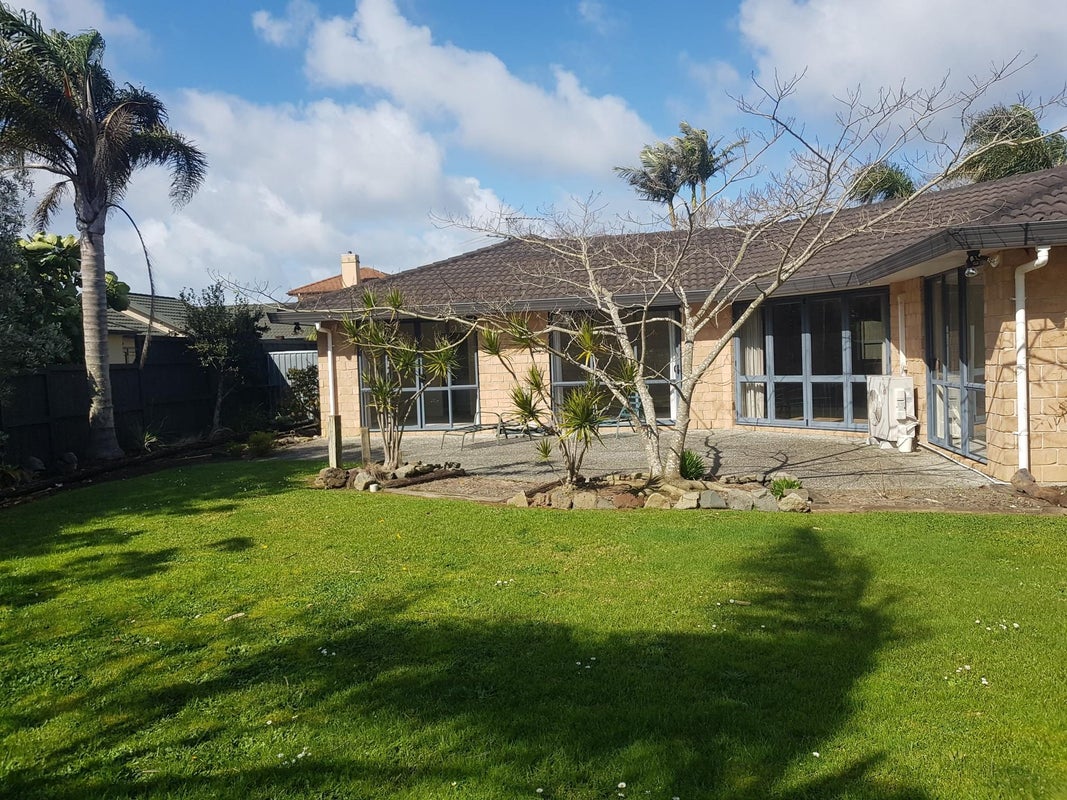 43 Te Wharau Drive, Greenhithe, Auckland - Carousel 2