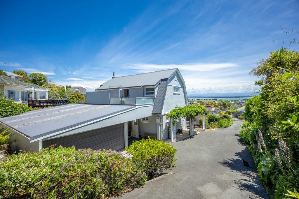 5 Chamberlain Street, Tahunanui, Nelson - Carousel 2