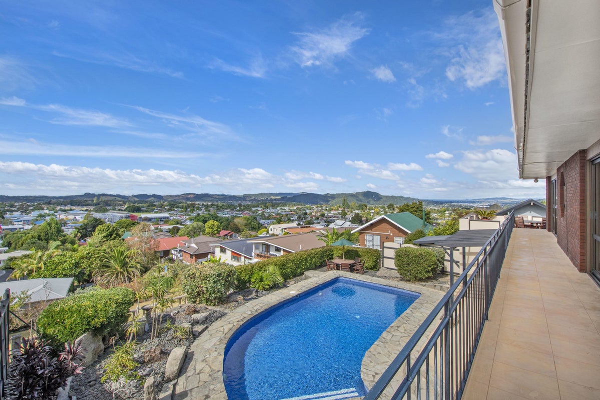 12 Barclay Place, Te Kamo, Whangarei - Carousel 2
