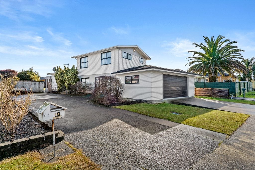 21 Tatariki Street, Rosehill, Papakura - Carousel 2