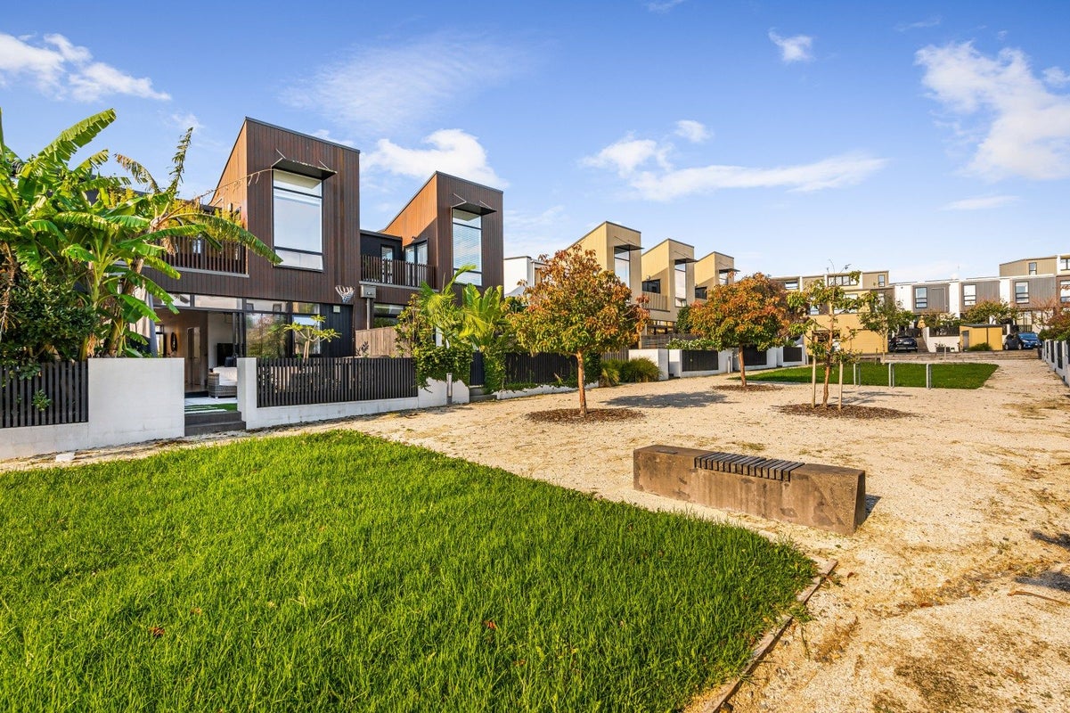 12 Cochrane Road, Hobsonville, Auckland - Carousel 1