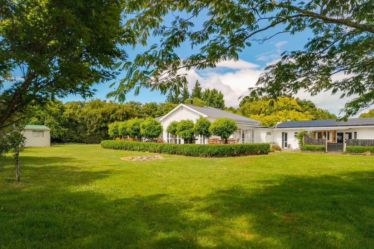 372 Wakefield-Kohatu Highway, Wai-iti, Wakefield - Carousel 1