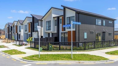 31 Te Taruna Drive, Wainui, Wainui - Carousel 1