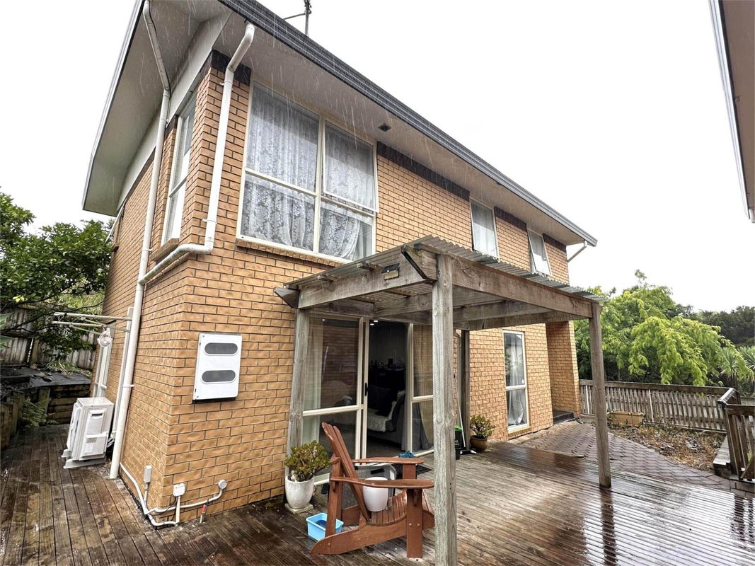 12/12 NORTHCROSS DR, Oteha, Auckland - Carousel 1