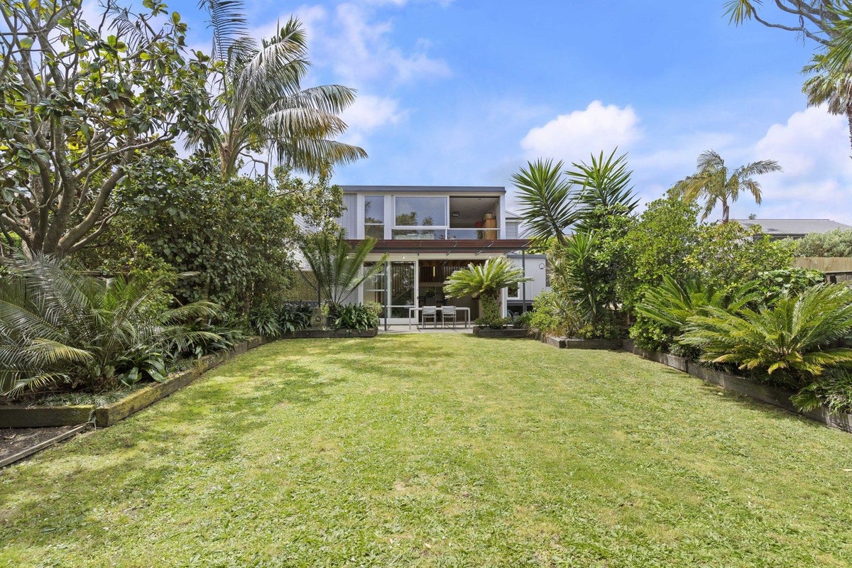 60 Scanlan Street, Grey Lynn, Auckland - Carousel 1