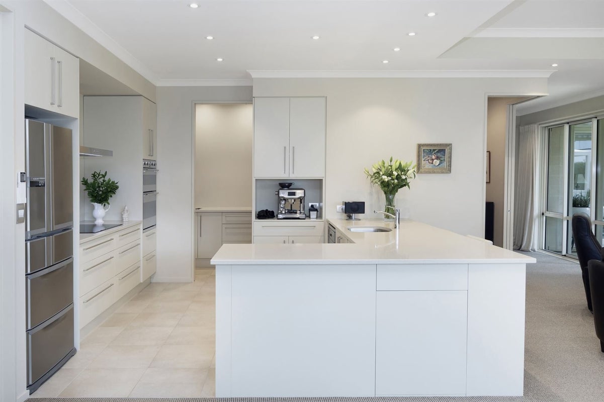 30 Applefield Court, Northwood, Christchurch - Carousel 2
