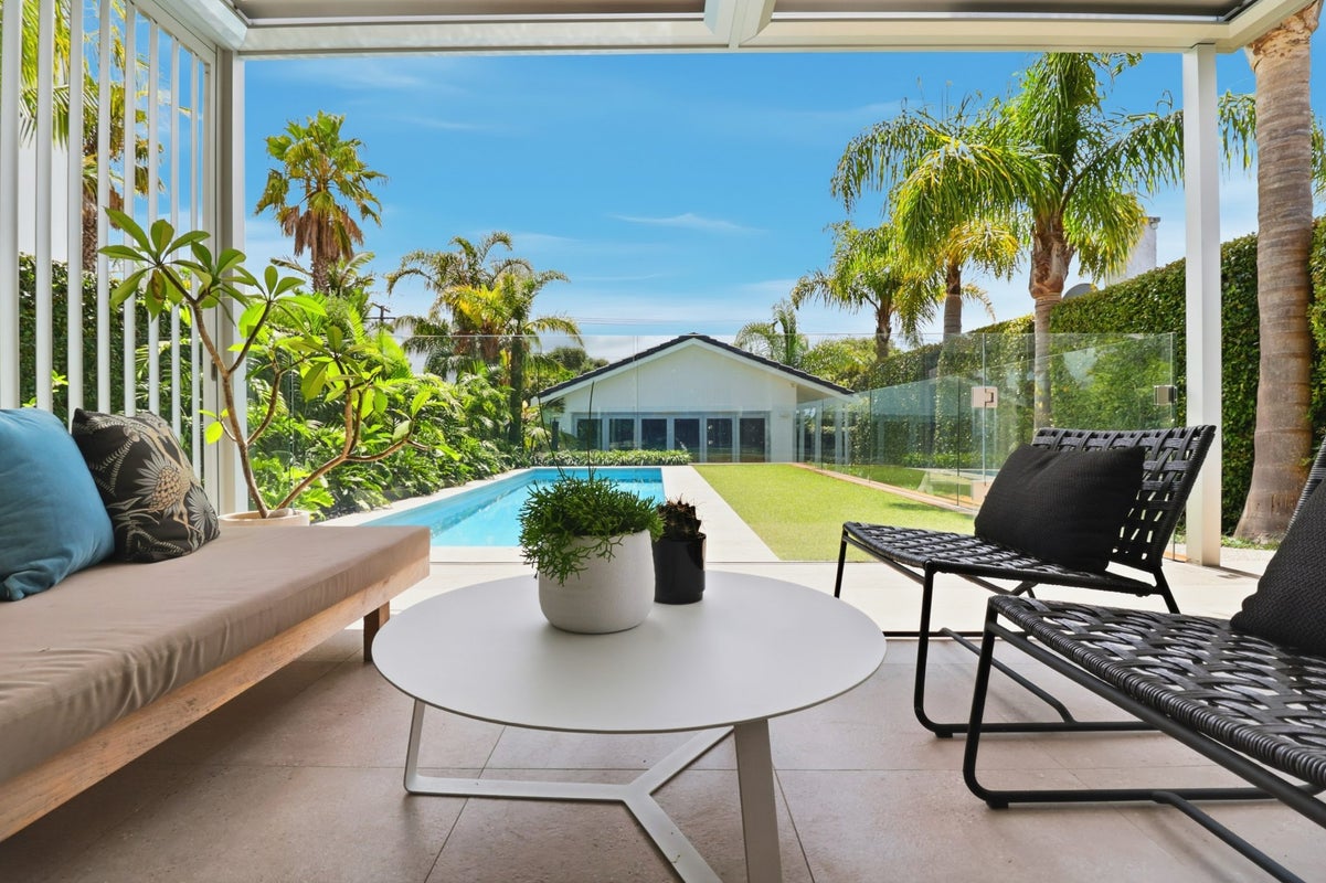 57 Wainui Avenue, Point Chevalier, Auckland - Carousel 2