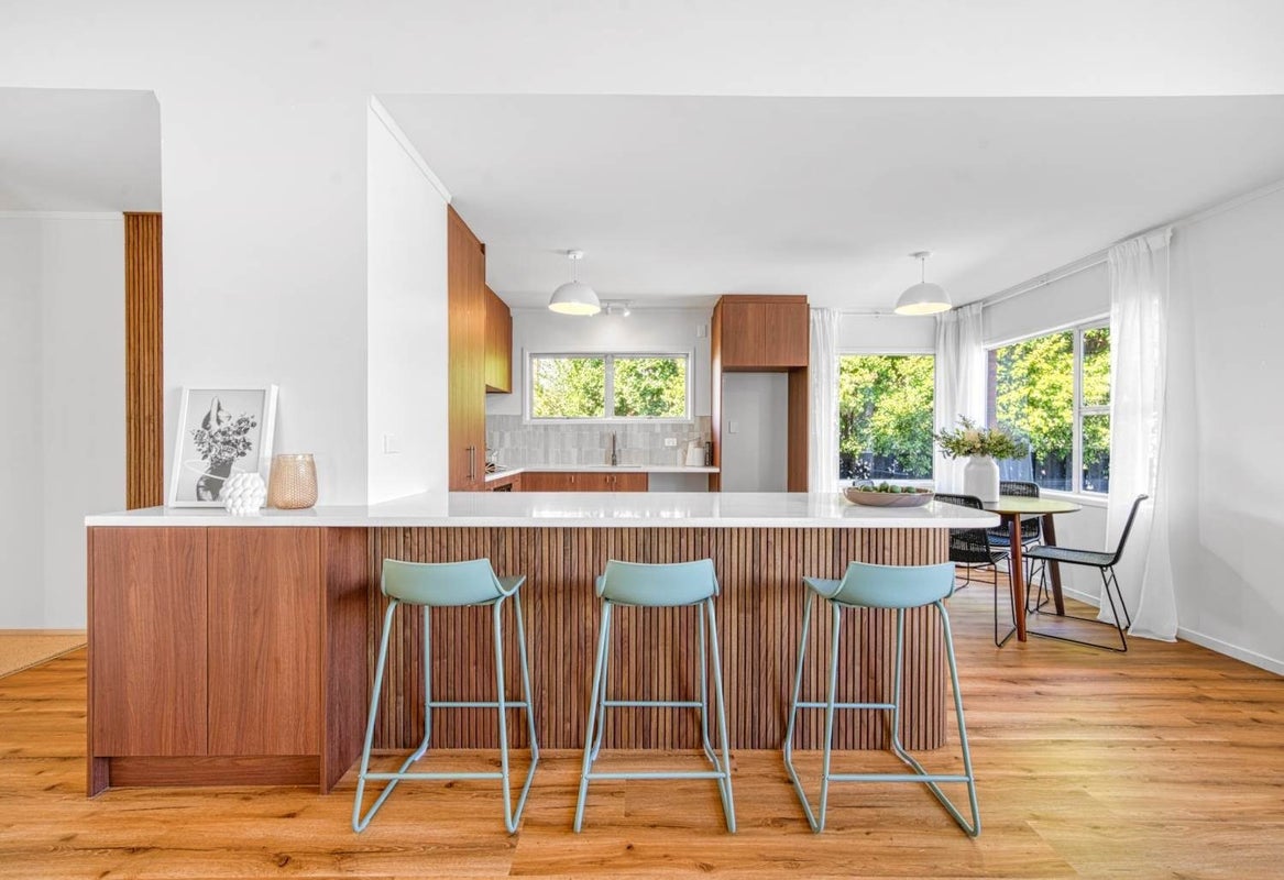 24 Lynette Place, Mangere, Auckland - Carousel 2