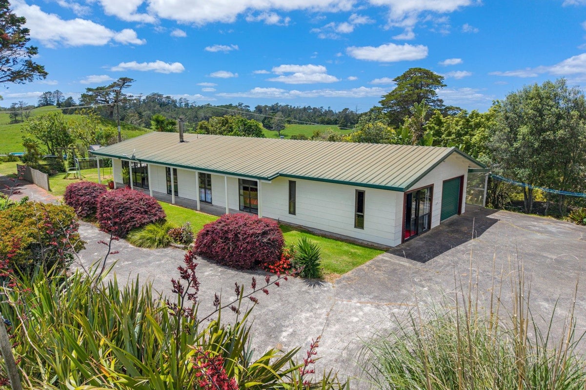44 Curd Road, Maungakaramea, Whangarei, Northland - Carousel 1