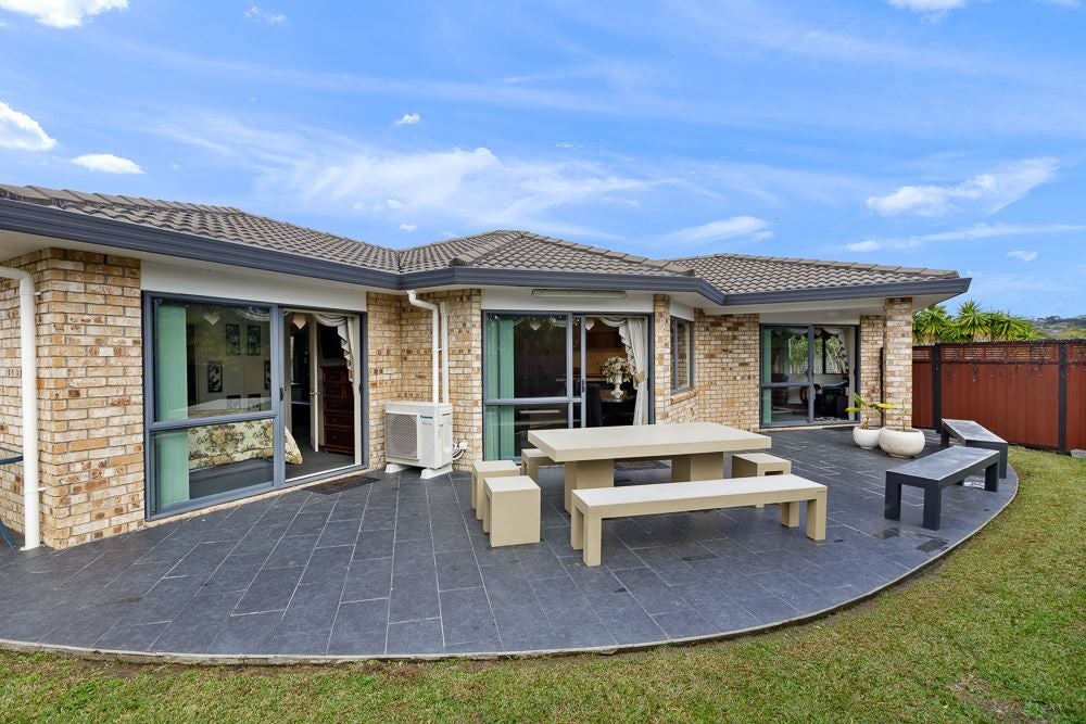 25 Gendo Avenue, Henderson, Auckland - Carousel 2