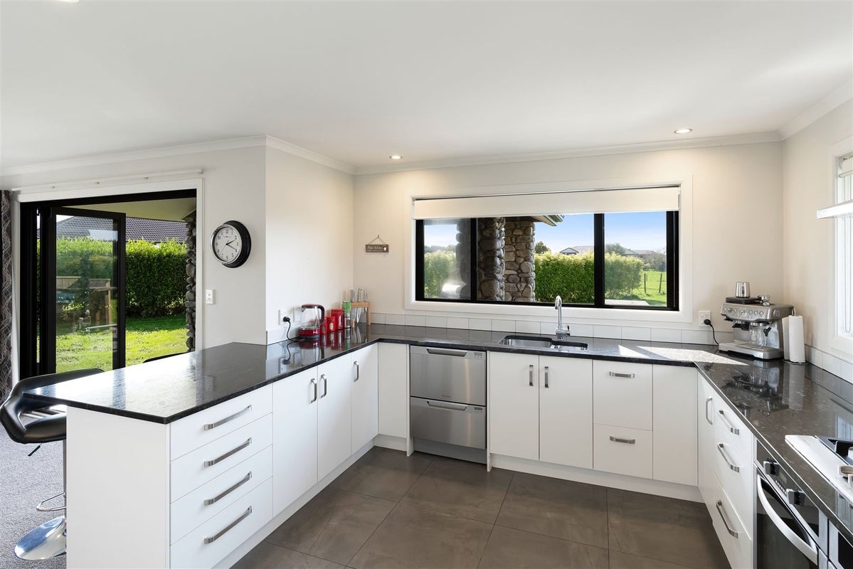 9 Tullahoma Way, Ohau, Levin - Carousel 2