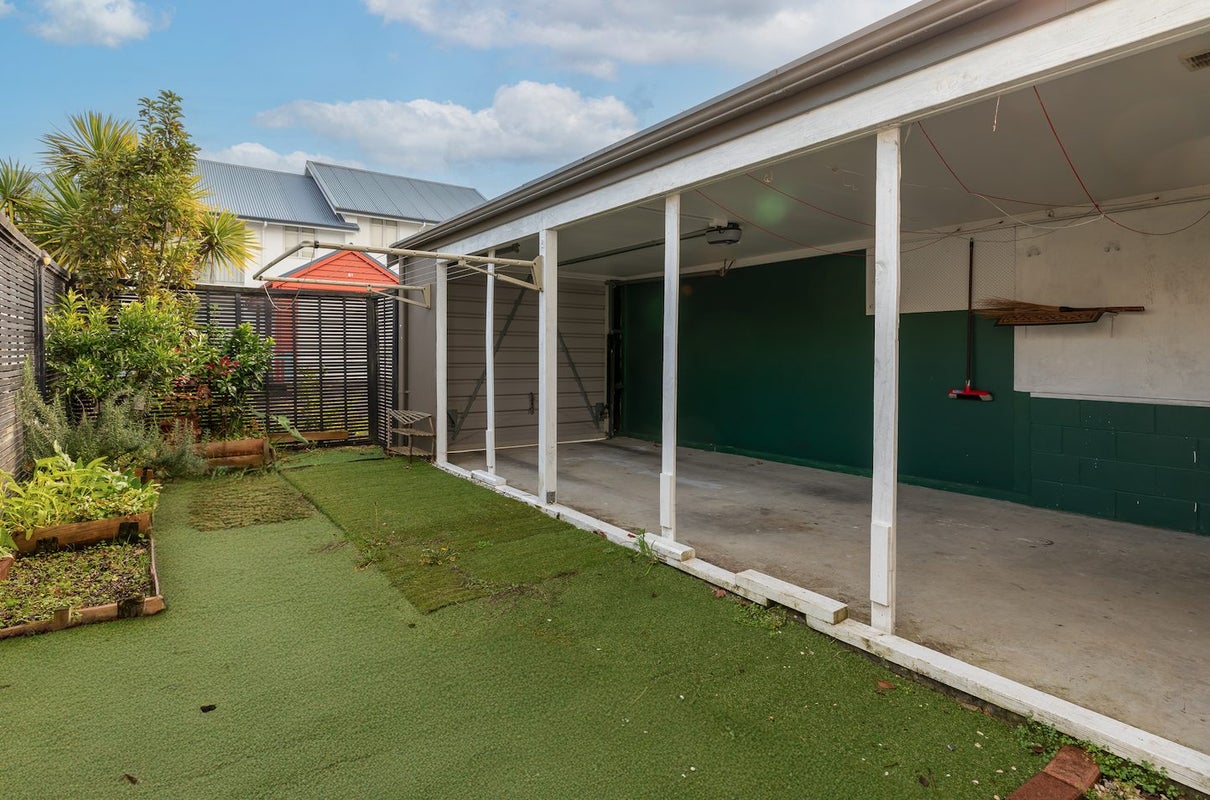 71 Winery Way, Henderson, Auckland - Carousel 15