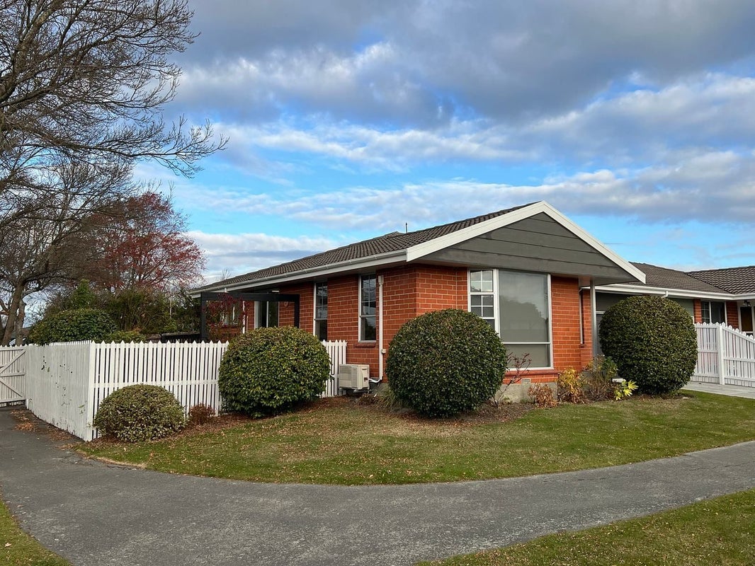 1A Manson Place, Russley, Christchurch - Carousel 2