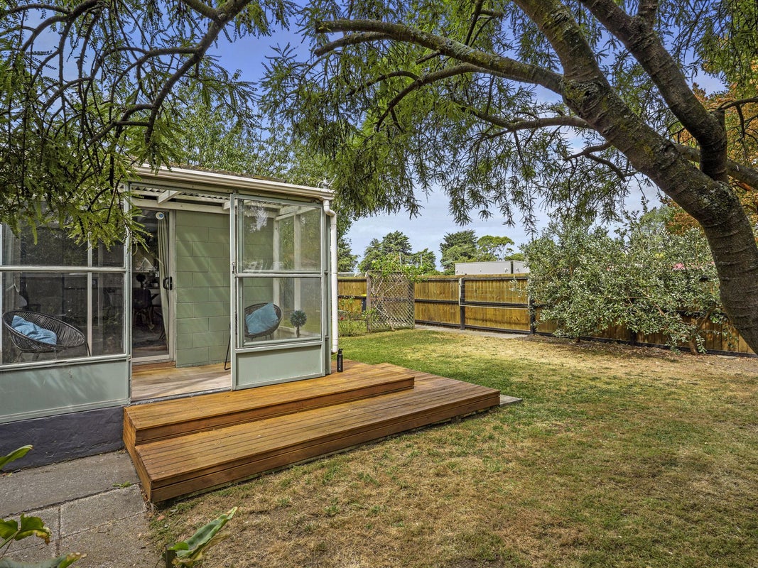 1/14 Kawau Crescent, Bromley, Christchurch - Carousel 2