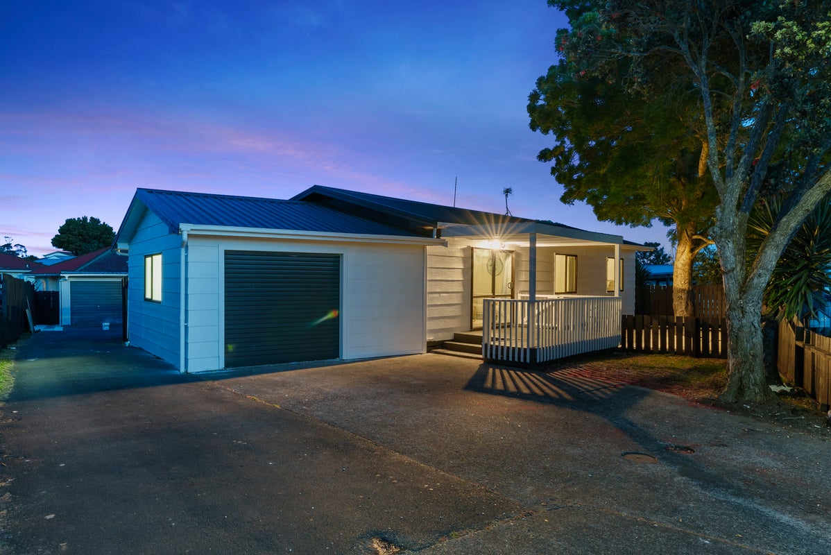 91 Templeton Place, Clendon Park, Auckland - Carousel 2