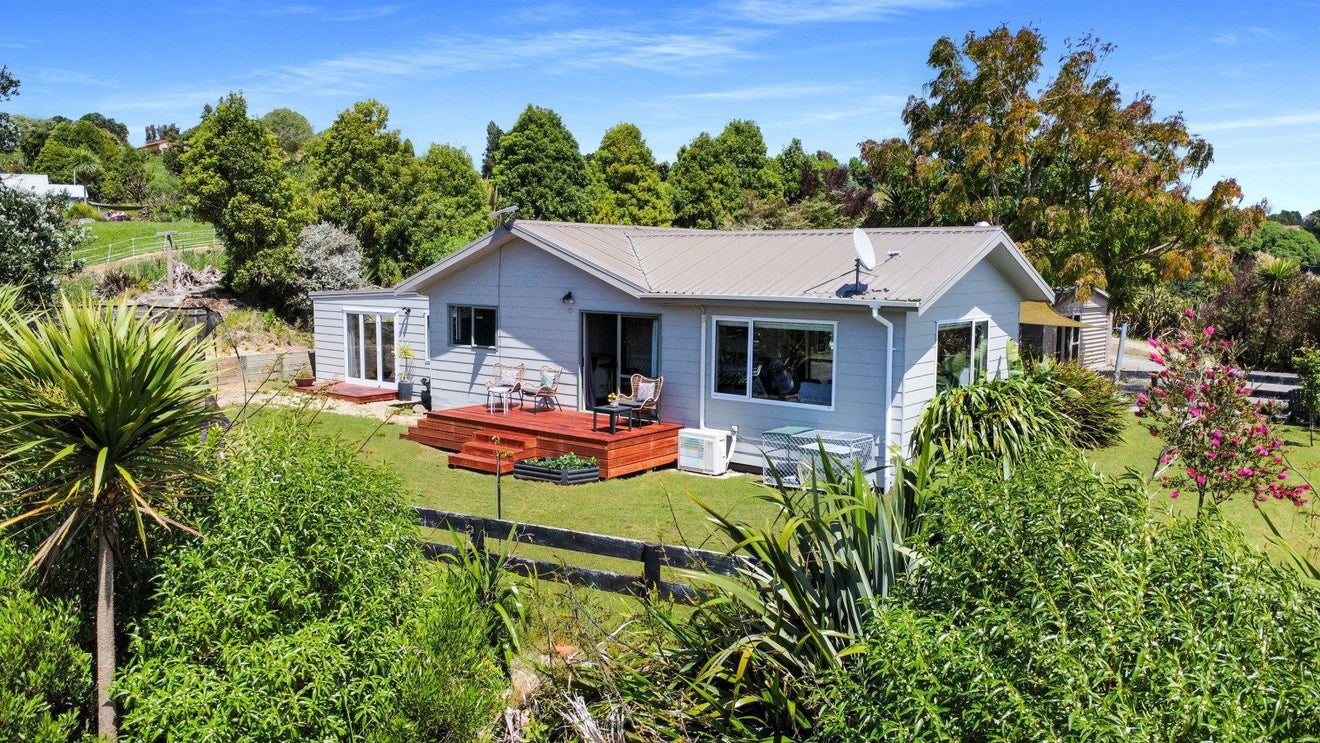 1124B WAINUI ROAD, Wainui, wainui - Carousel 2