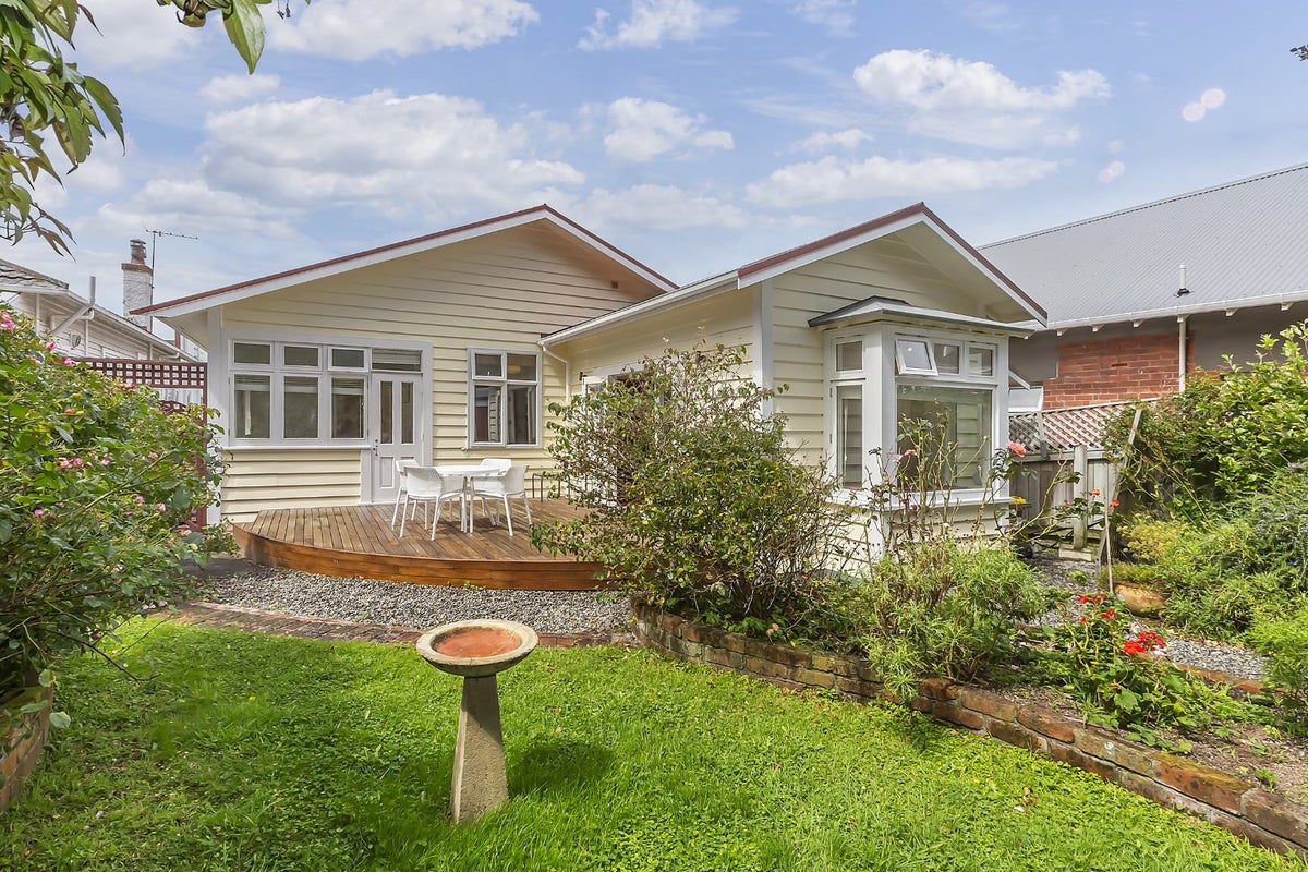 522 Evans Bay Parade, Hataitai, Wellington - Carousel 1
