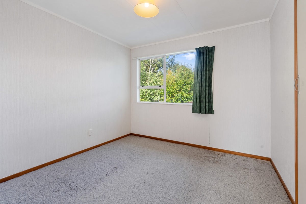 8 Earls Place, Onerahi, Whangarei - Carousel 12