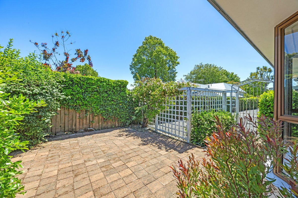 17B Norfolk Street, St Albans, Christchurch - Carousel 2