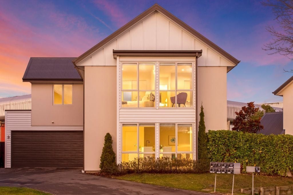 38 John Campbell Crescent, Hillmorton, Christchurch - Carousel 2