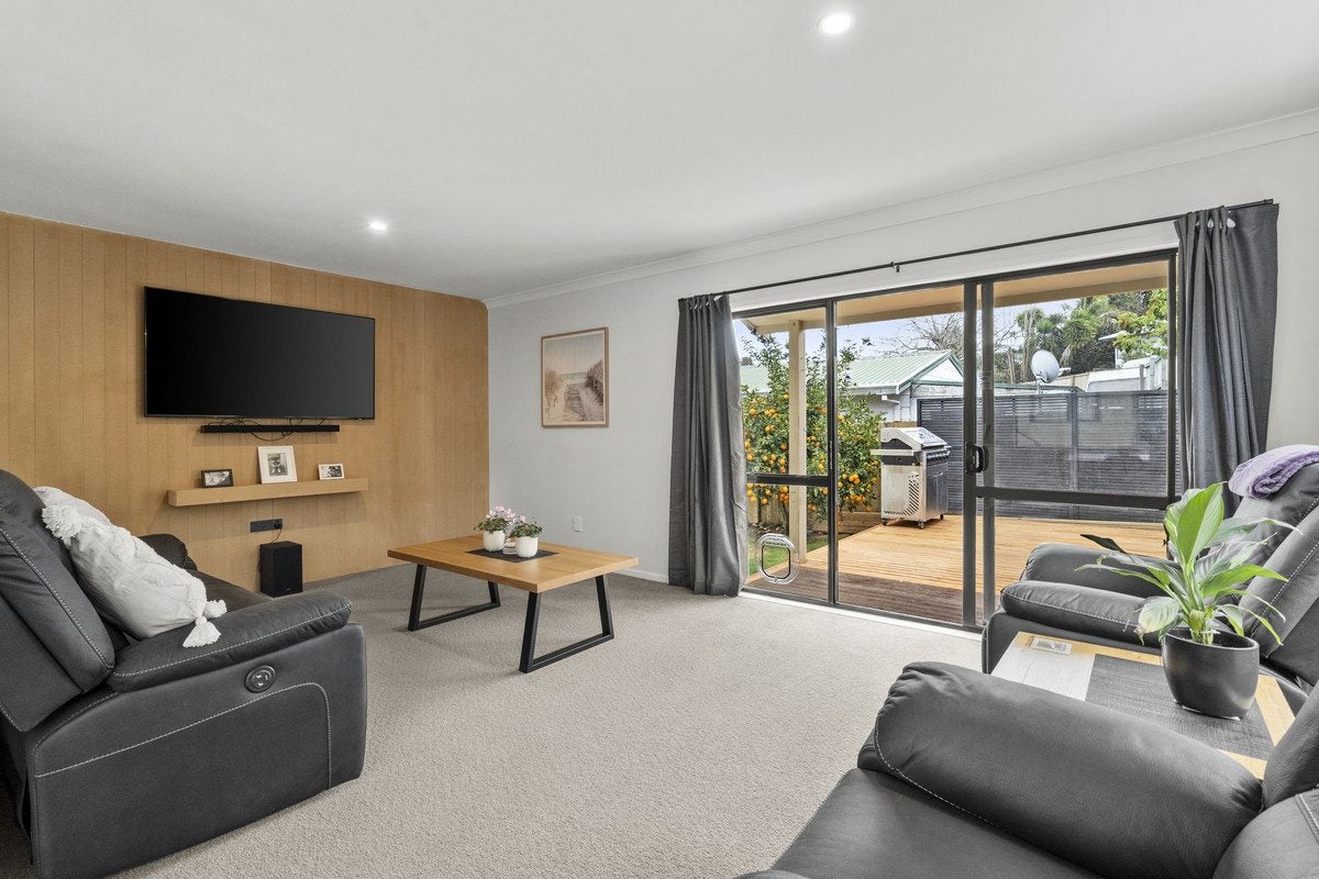 15B Bell Street, Judea, Tauranga - Carousel 1