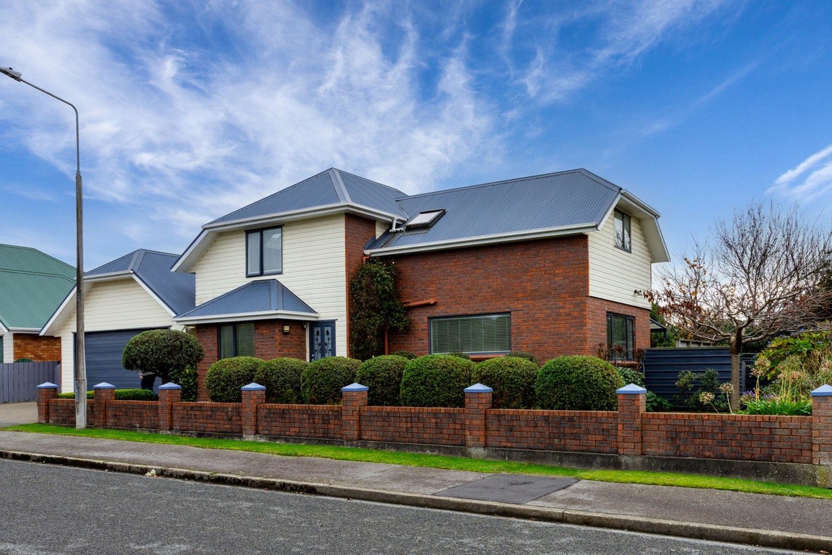 6 Morell Street, Georgetown, Invercargill - Carousel 1