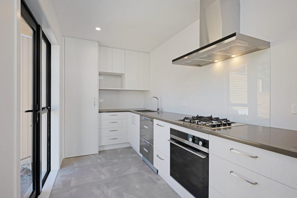 50 Red Beech Avenue, Woodridge, Wellington - Carousel 2