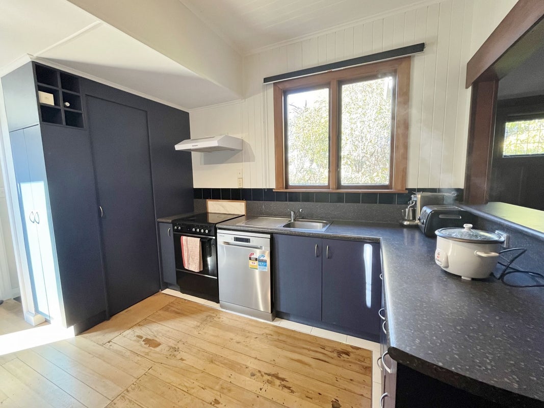 295 Wills Street, Ashburton, Ashburton - Carousel 2