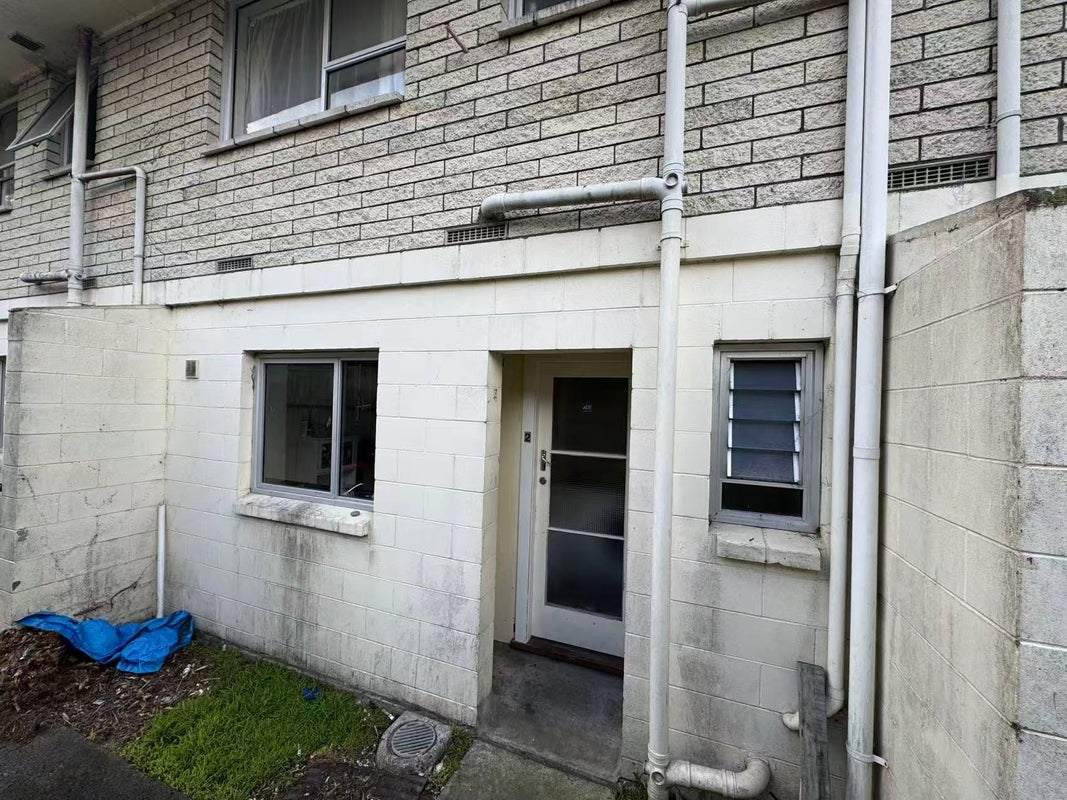 2/54 Pembroke Street, Hamilton Lake, Hamilton - Carousel 12