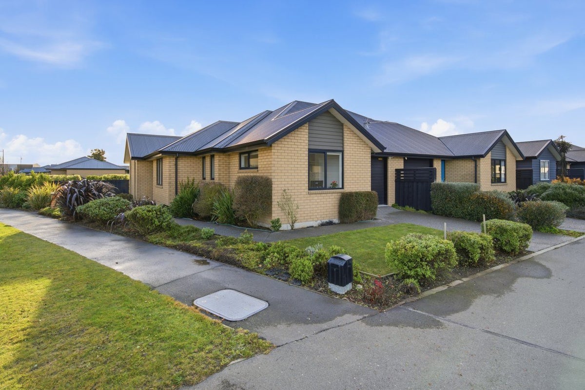 1 Valour Lane, Halswell, Christchurch - Carousel 23
