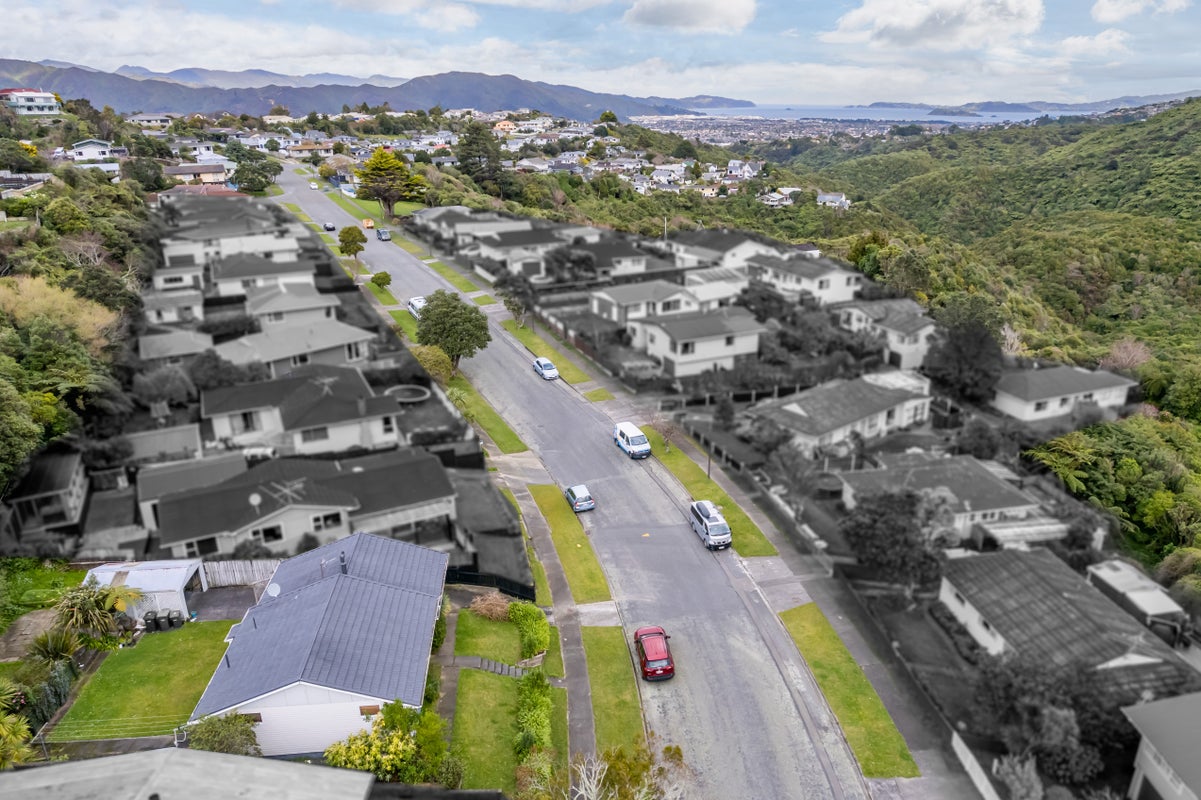 48 Waipounamu Drive, Kelson, Lower Hutt - Carousel 23