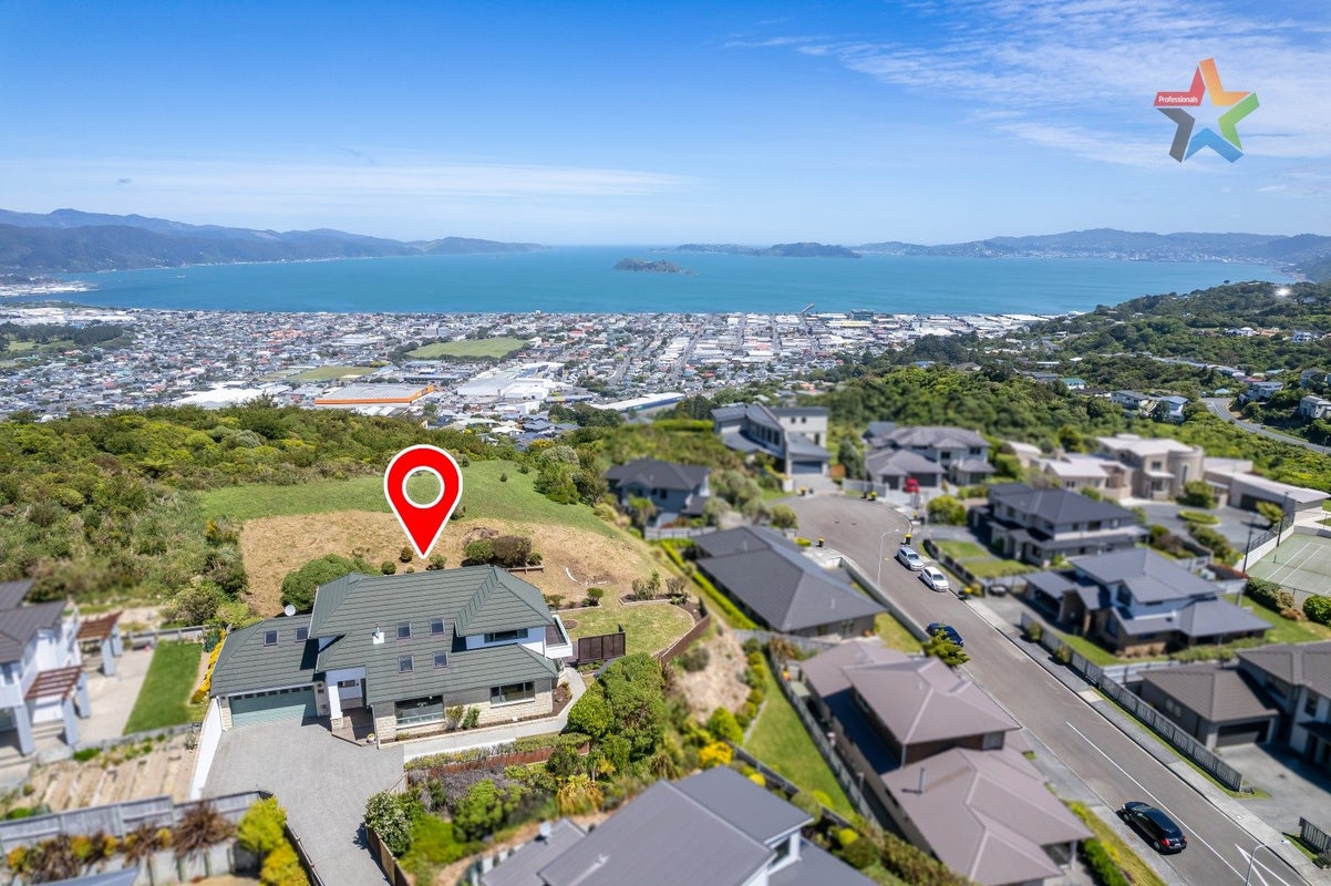 109 Cypress Drive, Maungaraki, Lower Hutt - Carousel 24
