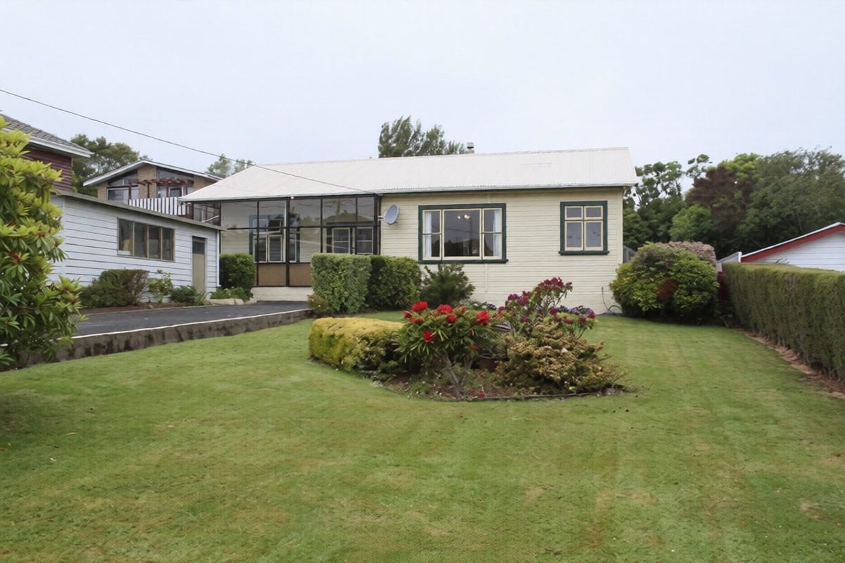 94 Belford Street, Waverley, Dunedin - Carousel 1
