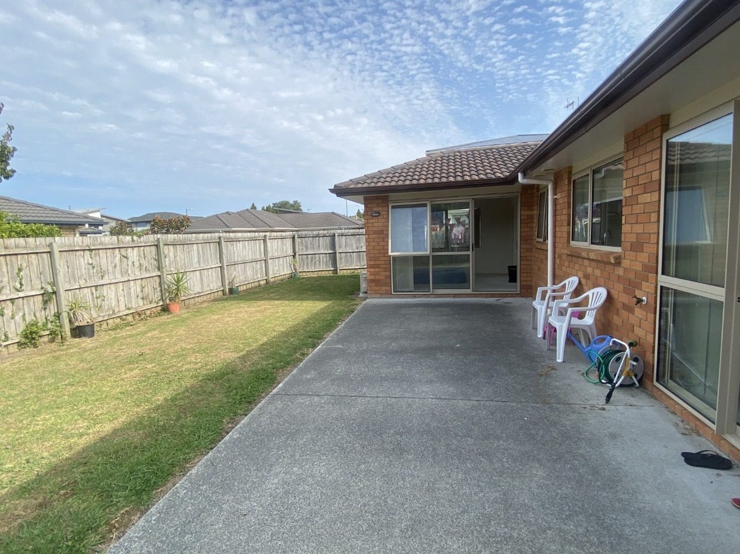 106A Simpson Road, Henderson Valley, Auckland - Carousel 2