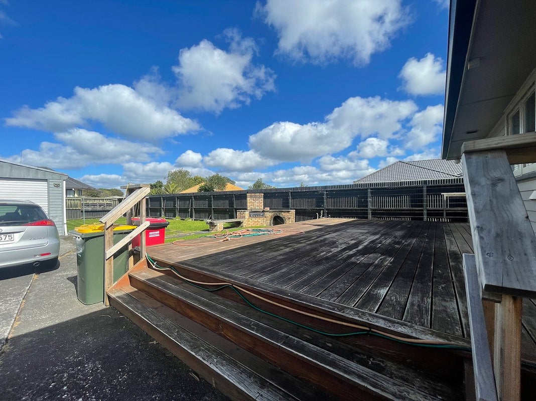31 Durham Street, Te Atatu Peninsula, Auckland - Carousel 2