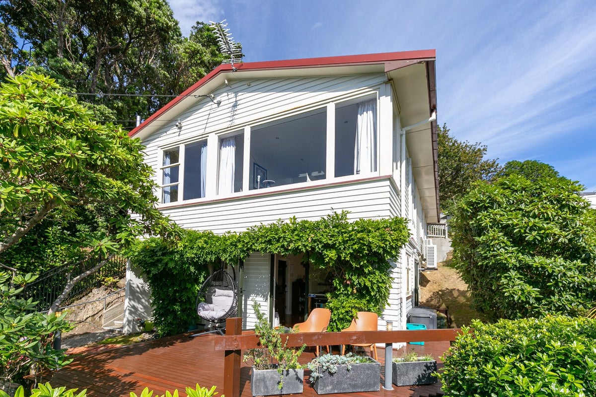 39 Marewa Road, Hataitai, Wellington - Carousel 1